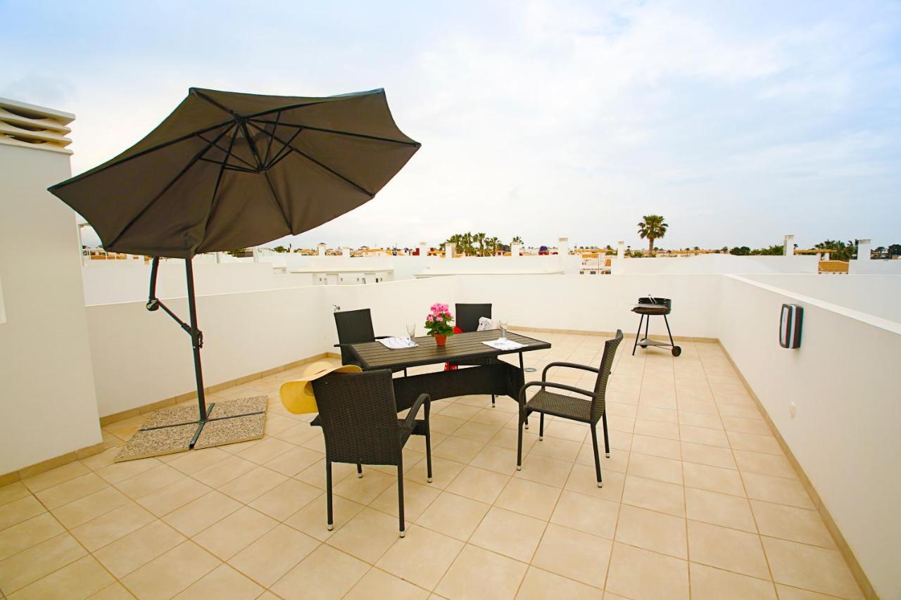 Luxury Bungalow Allegra 43 With Ac And Pool Сиудад Кесада Екстериор снимка